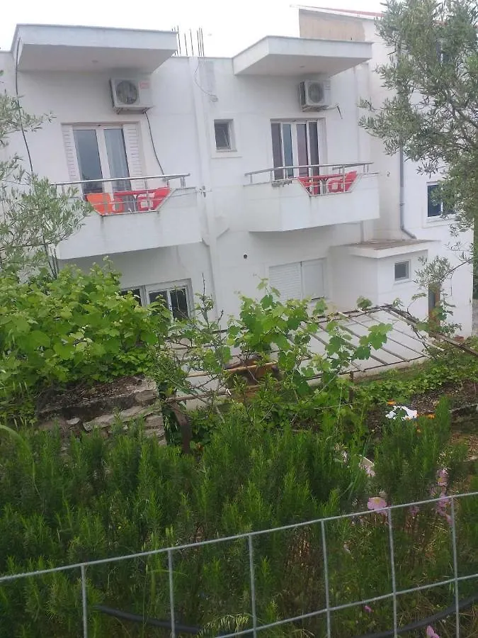 Villa Selmani Ksamil Albania