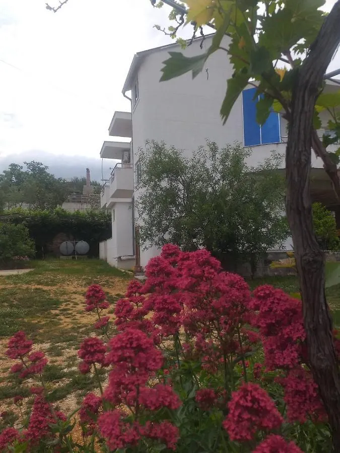 Villa Selmani Ksamil Apartamento
